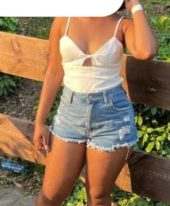  image of Mamira a Ugandan female escort 