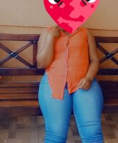  image of Tera a Ugandan female escort 