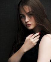  image of Deandre a Ugandan female escort 