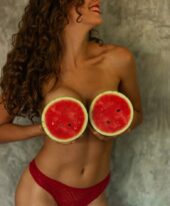  image of Yoselin a Ugandan female escort 